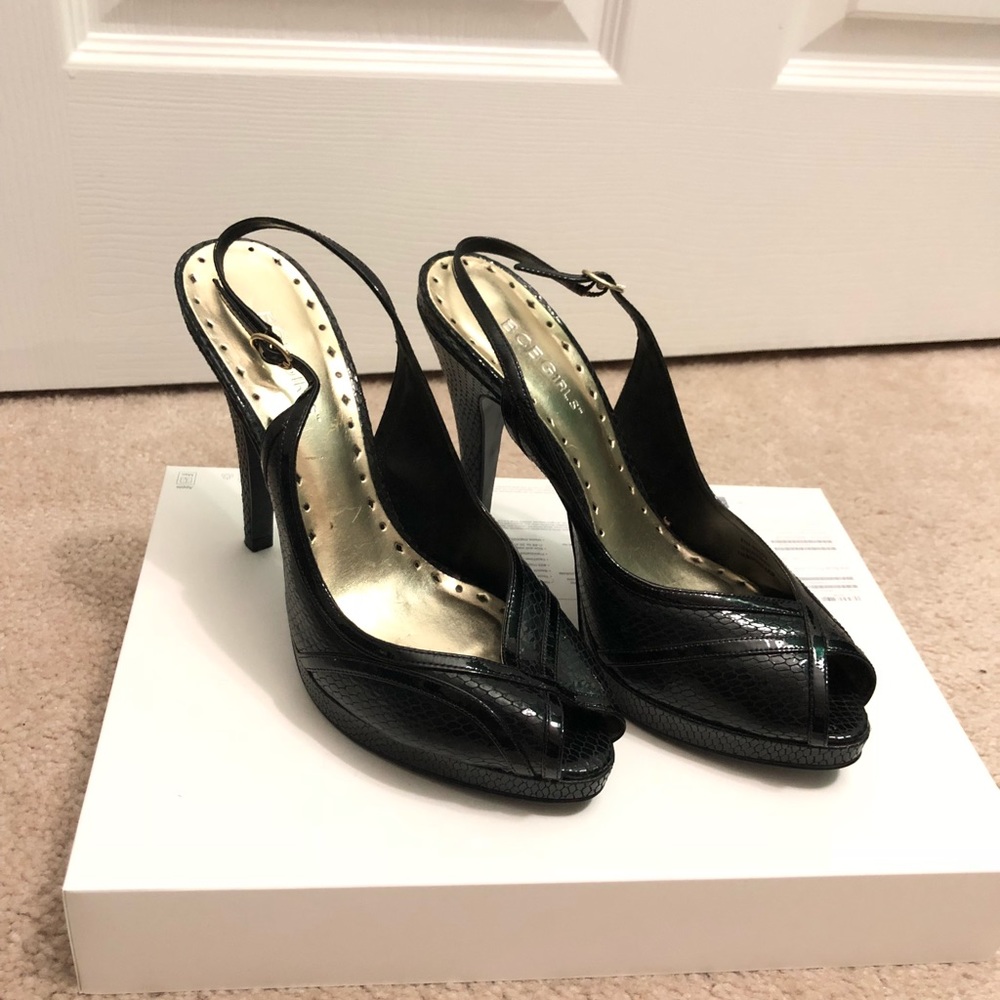 BCBG pumps